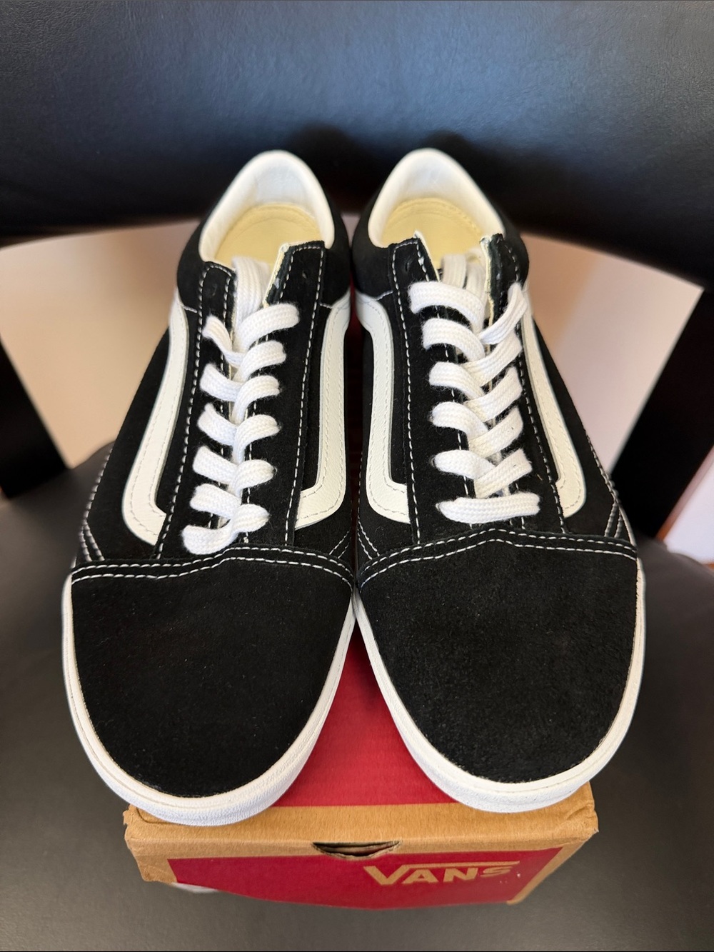 Vans Black and White Old Skool Lowpro